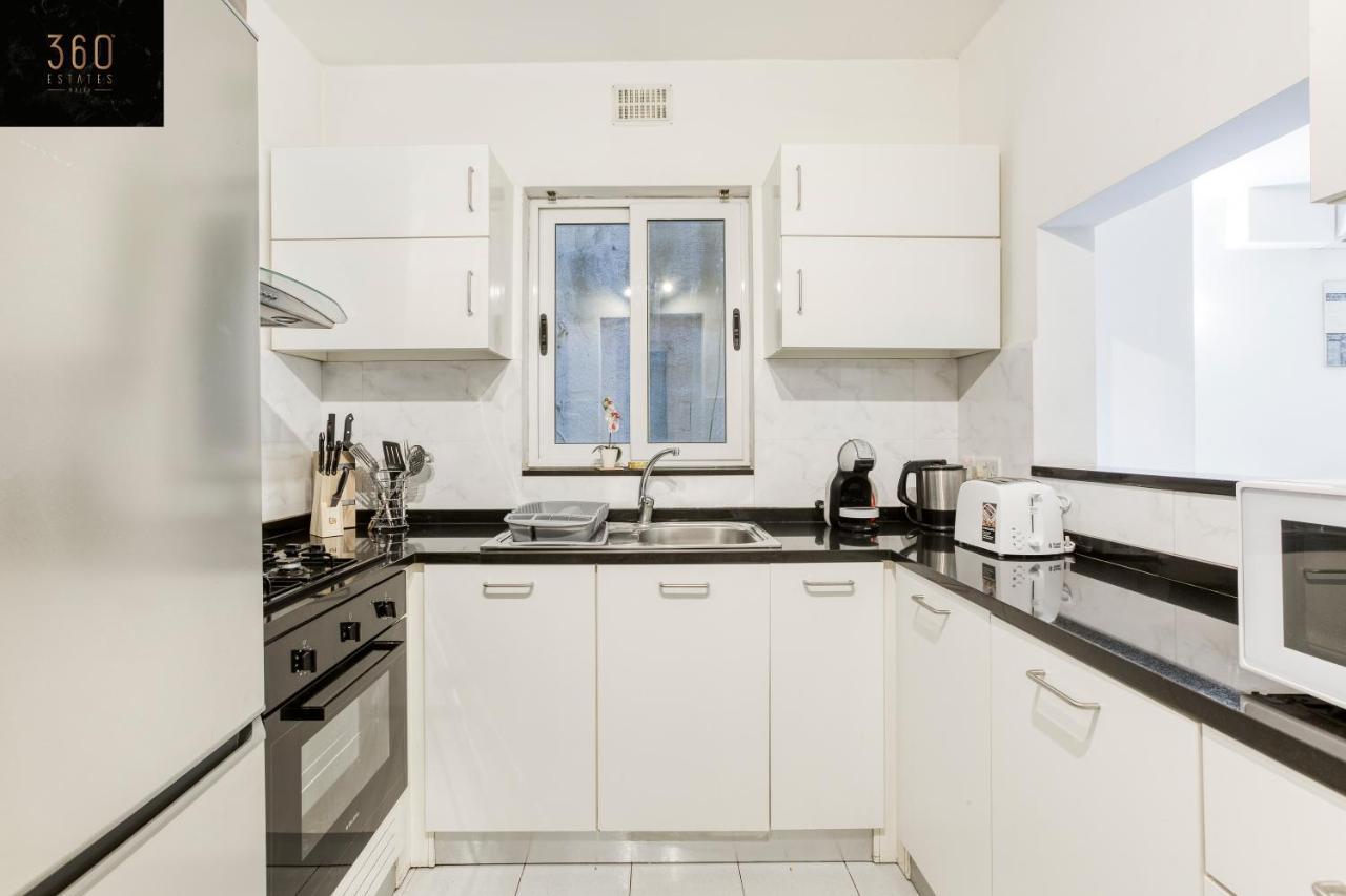 Centre Apt In St Julians/Pv With Spacious Living By 360 Estates San Ġiljan Exterior foto